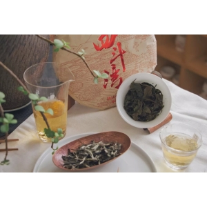 众人皆知白茶极具收藏价值，其收藏关键在这