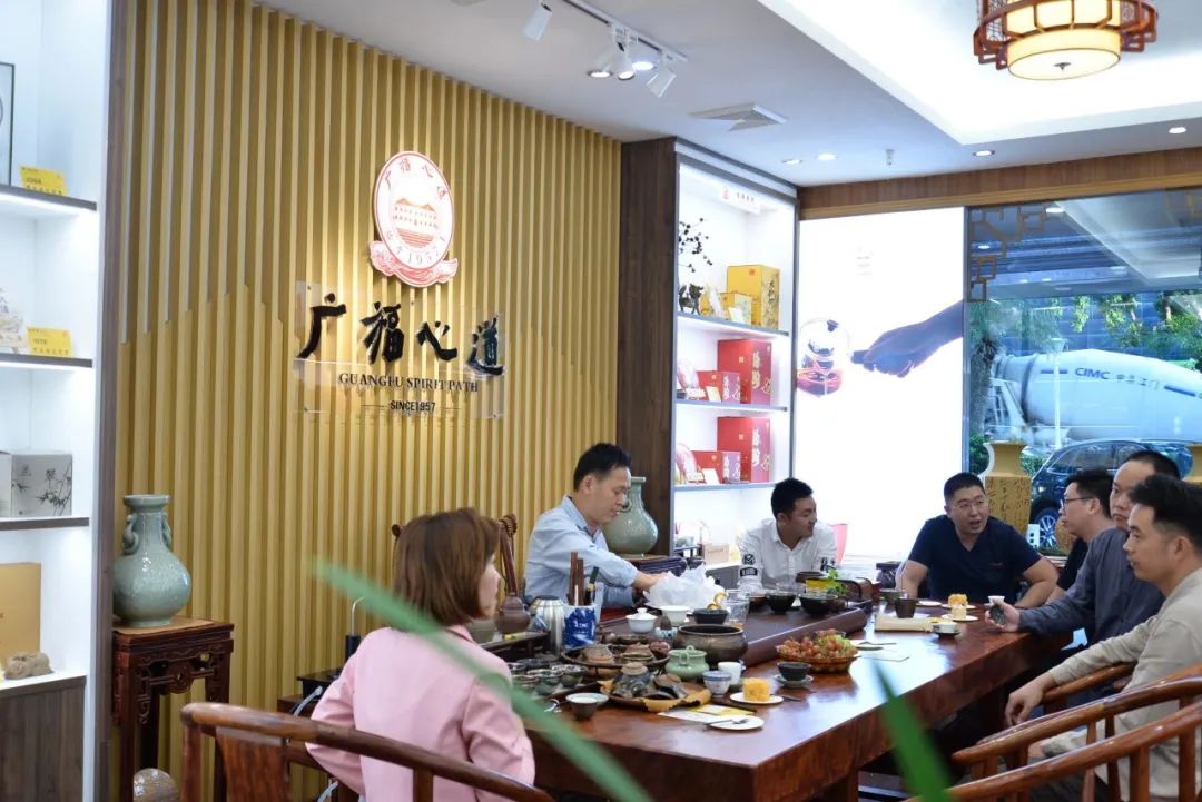 11周年店庆，重装开业 ：村落新品品鉴、抽奖，喜气洋洋展珠海店新貌(图7)