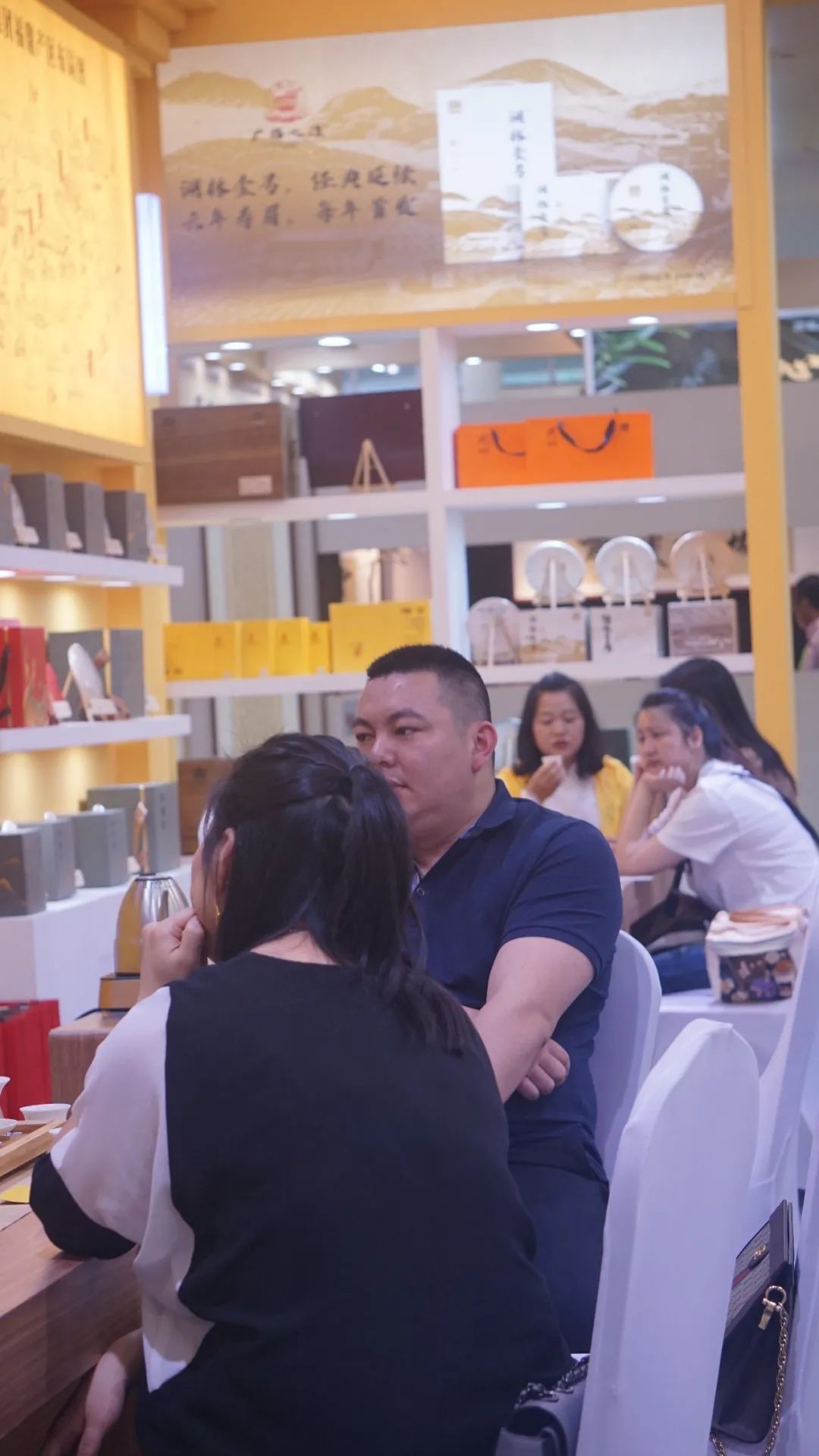 厦门茶博会现场:心道展区座无虚席,国营老茶上市热潮引盛赞(图7) 图片