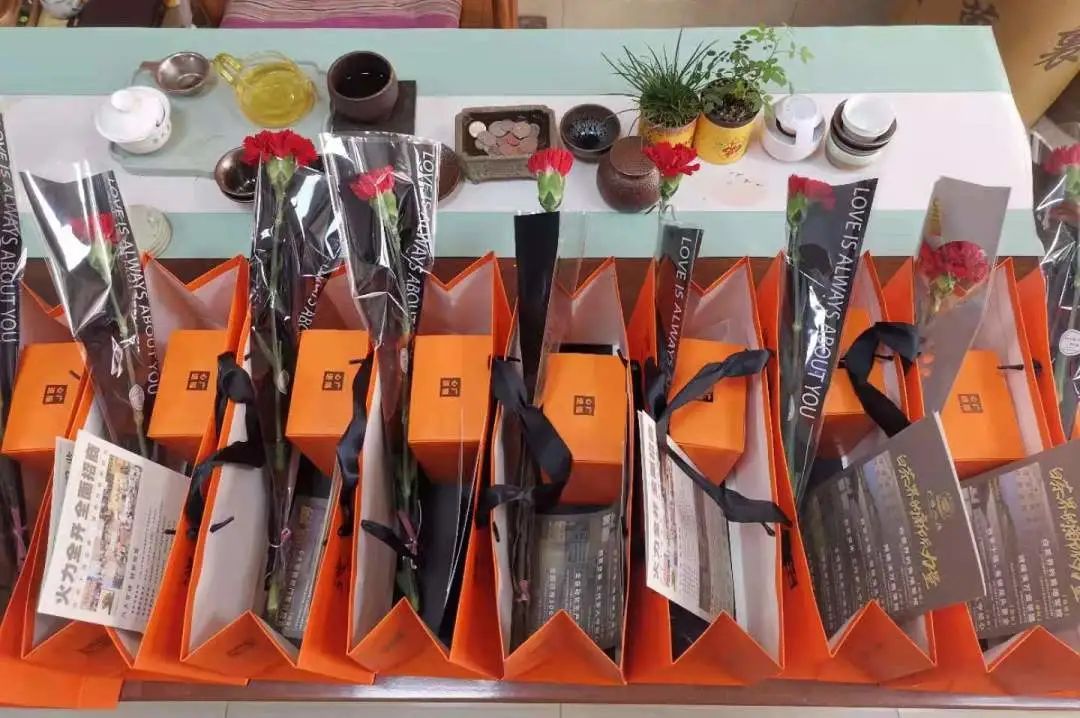 “感恩母亲节,同饮健康茶”母亲节专场品鉴会圆满成功(图6) 图片